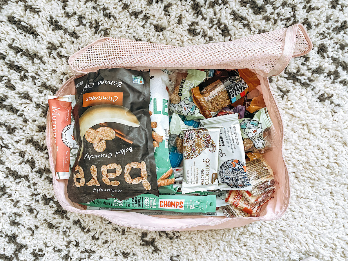 What's in Mommy & Baby's Hospital Bags? – Laura & Co Blog